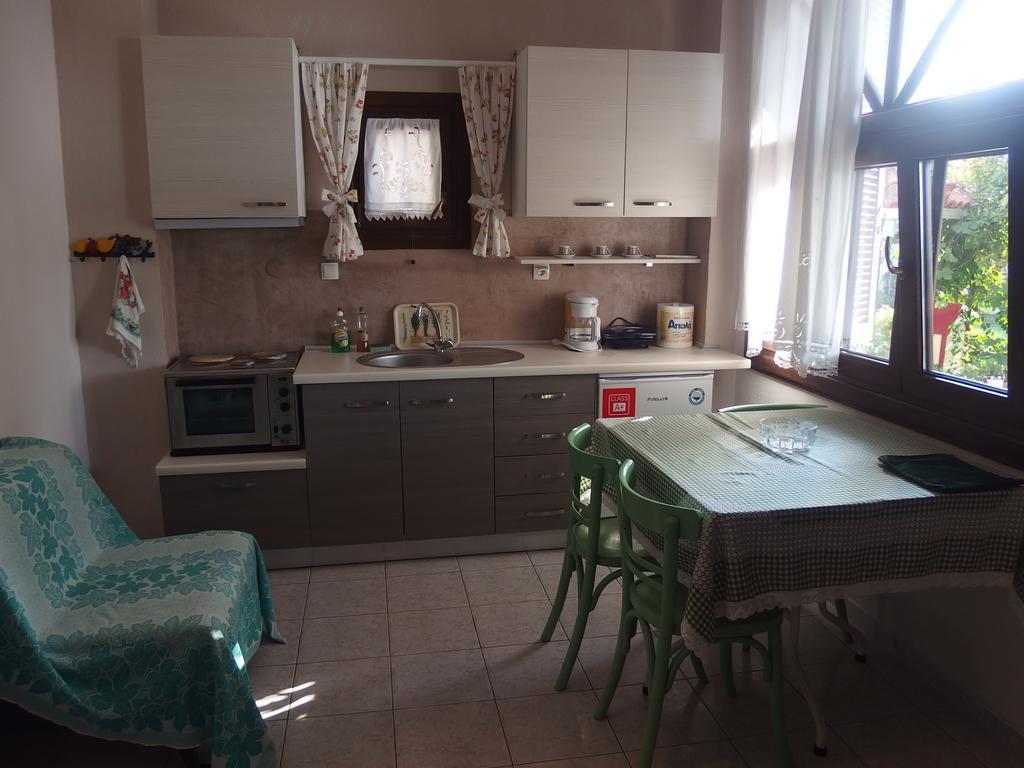 Villa Iris Nea Vrasna Luaran gambar